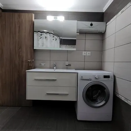 Apartment Silver Pearl