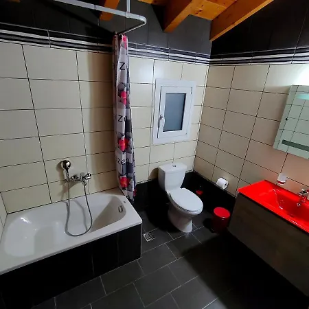Silver Pearl Apartment